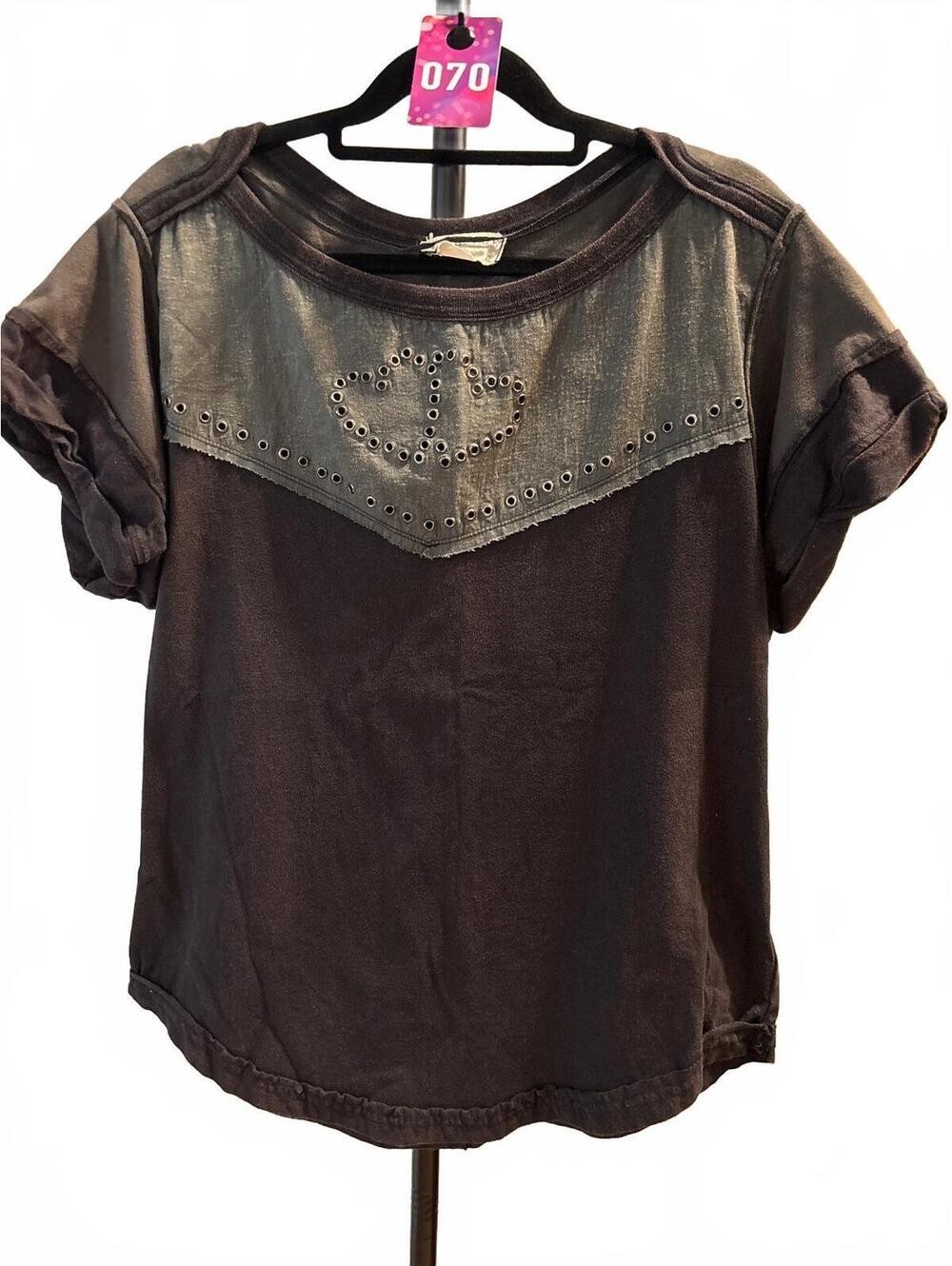 #FP070 We The Free Heart Studded Top, Size XL
